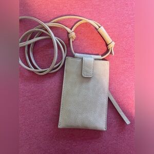 Joy Cellphone Crossbody Holder